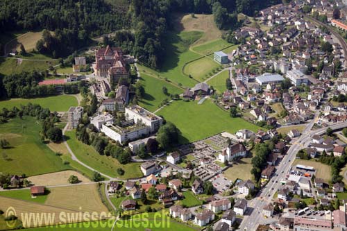 Brunnen